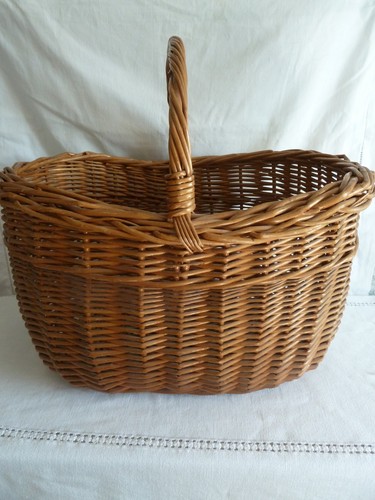 Ancien grand panier osier - ,