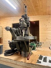 Rare fraiseuse de précision