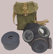 Ancien masque à gaz anglais