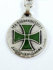 KEYRING - Augis - MALTESE CROSS - GOOD CHEESES - Pas-en-Artois 1960s -