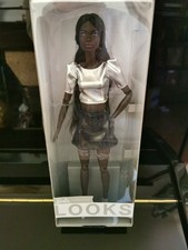 2021 LOOKS BARBIE DOLL  BLACK #10 NRFB  !