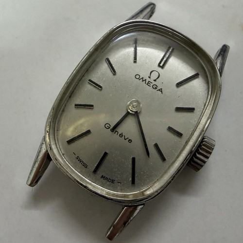 Véritable montre mécanique