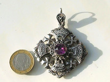 BEAU PENDENTIF ANCIEN / CROIX