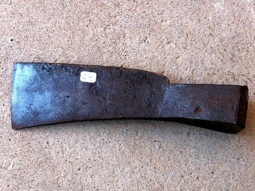 Axe old tool - axe, outil