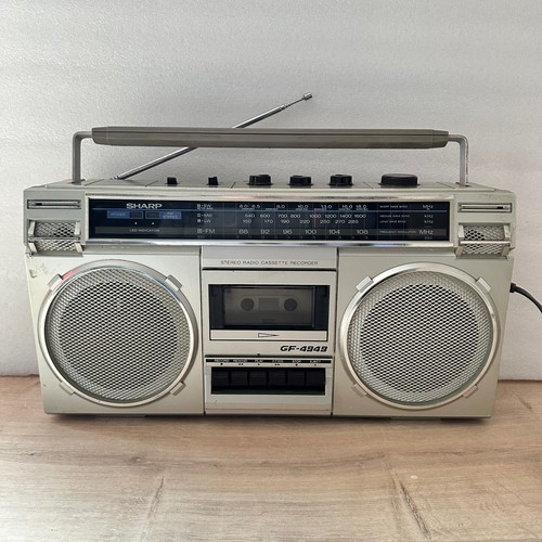 Radio cassette sharp - sharp, gf-4949