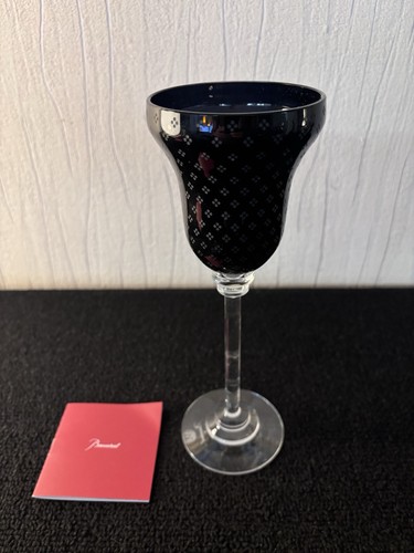 Verre vin damoiselles en - à,