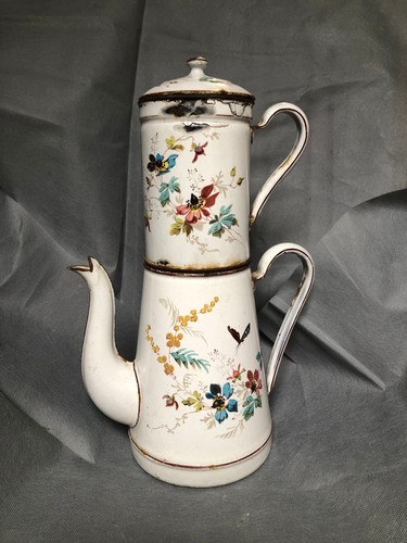 Jolie cafetiere ancenne - jolie,