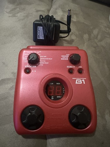 Zoom bass effects pedal - zoom,