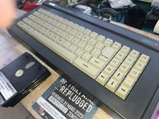 AMSTRAD CPC 6128 + 25 Jeux  -