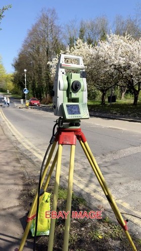 Photo theodolite leica - photo,