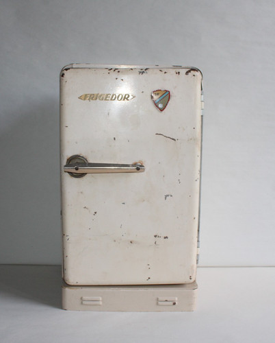 Ancien jouet publicitaire