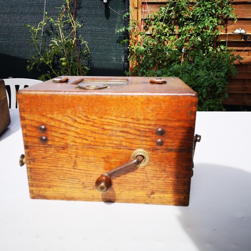 Ancien constateur pigeon - ancien,