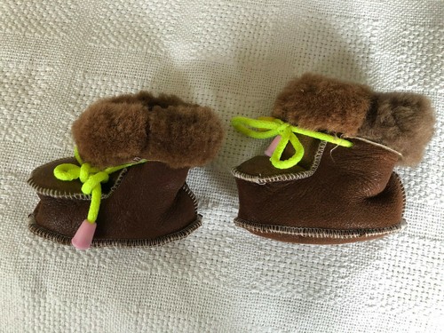 Chaussons cuir marron fourrés