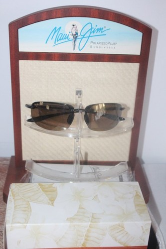 Neuf lunettes soleil - :,