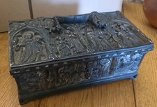 Ancien Coffre Ecclésiastique