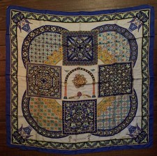 Foulard HERMES Carre soie 100%