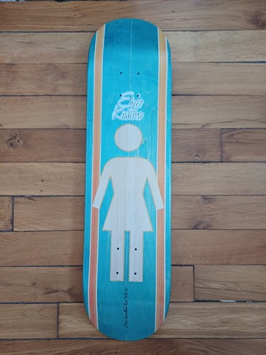 Rare planche skate girl