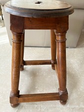 Ancien tabouret (chantre) noyer massif XIXème