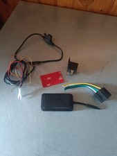 Traceur GPS avec carte GSM Pour tout type de véhicule auto moto camping-car etc