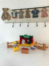 18 ⚜️ Fisher Price Little People Farm Animals Figure