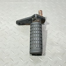 ♻️ Suzuki GZ 125 Marauder 1998 - 2013 Front Right Hanger Footrest Foot Peg ♻️