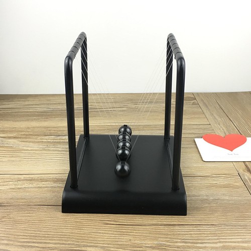 Pendule newton avec boules - pendule,