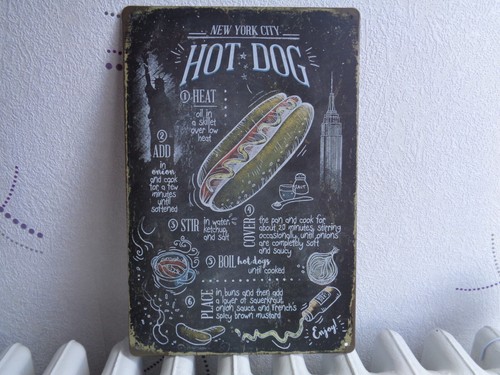 Tole metal hot dog - hot,