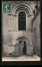 CPA Fontevrault, Ancienne Abbaye, Portail de l´Eglise 