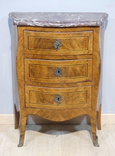 Commode entre deux époque - d'entre,