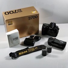 Nikon D700 with MB-D10 Battery Grip, 2 Batteries, Charger, Strap, Booklet, Box