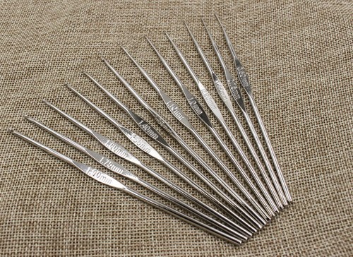Crochet 12cm métal - , n°0.6