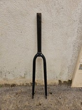 Fourche acier 700c/28p