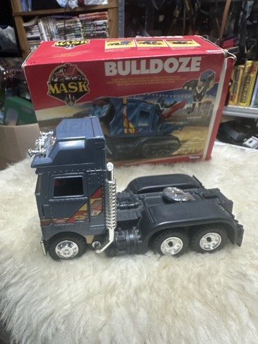 Mask kenner bulldoze - mask, bulldoze/bulldog