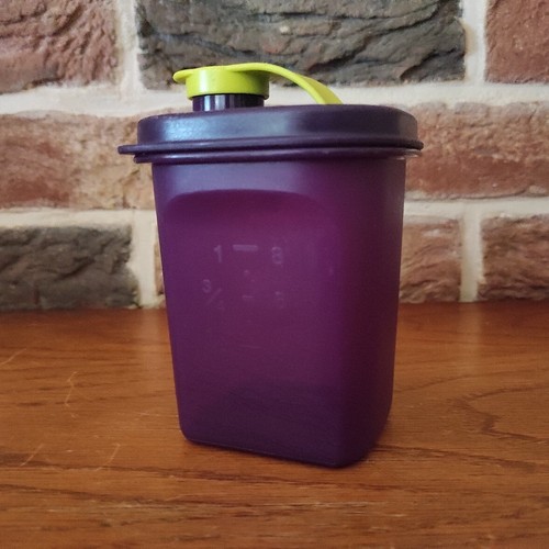 Tupperware petit pichet - -,