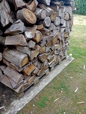 bois de chauffage de chêne, châtaignier et hêtre.  Coupé entre 30 et 50 cm