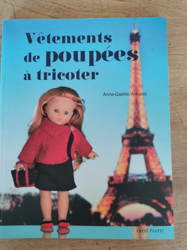Livre vêtements poupees a - poupees,