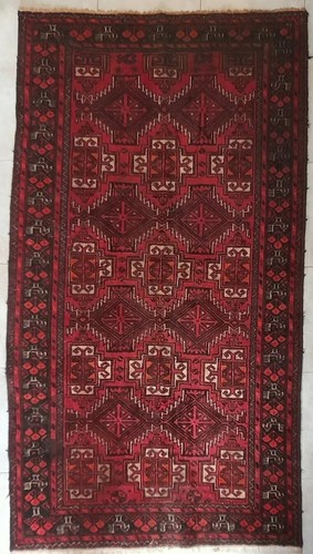 Grand tapis semi - grand,