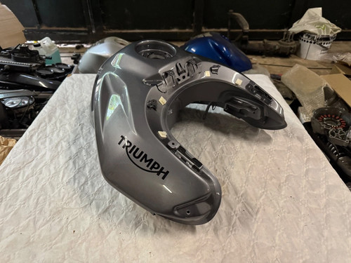 Reservoir triumph 900 - ,