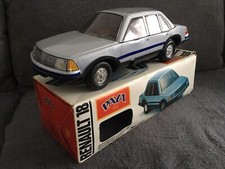 Renault 18 en tole PAYA 1/18 jouet vintage