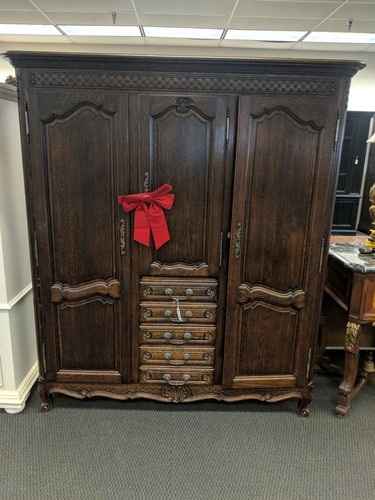 Traditional armoire - traditional,
