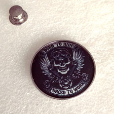 Pin's lapel pin pins BORN TO RIDE FORCED TO WORK CRANE Biker Motorcycles Motor Wings