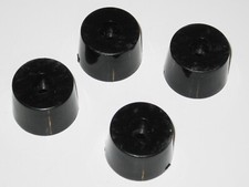 4 pieds en plastique rigides