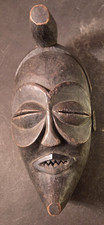 Masque africain ancien –