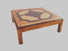 table basse architecturale