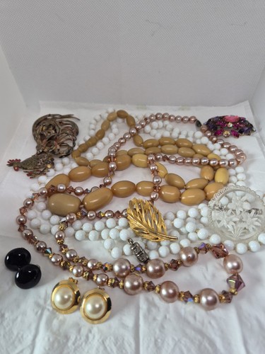Lot bijoux fantaisies - bijoux,
