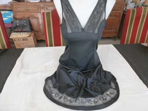 Jolie combinaison fond de - combinaison,