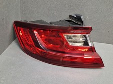 Feu arrière gauche exterieur