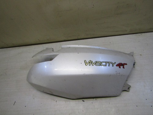Carenage arriere droit peugeot - arriere,