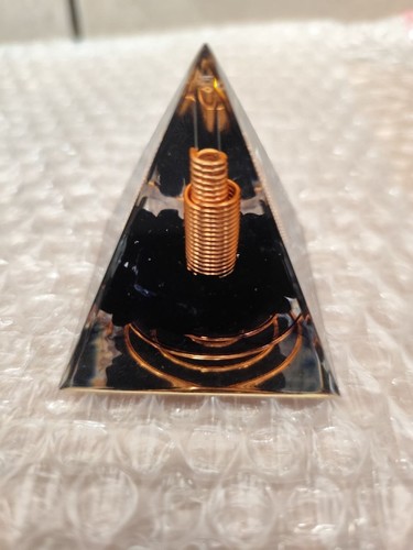 Pyramide orgonite 5cm cuivre - 5cm,