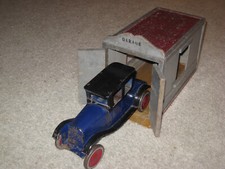 Antique Pressed Steel Dayton Coupe & Wood Garage Both All Original 1910's Nice